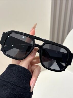 Black Oversized  Fashion Sunglasses